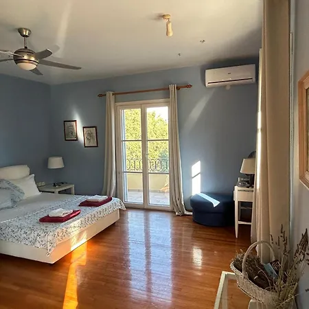 Spacious House Close To And Corfu Town Dom wakacyjny *